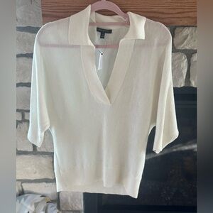 🆕NWT Banana Republic Women's Cream V Neck Polo Sweater Size Small
